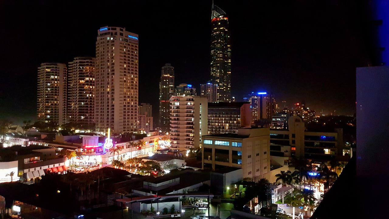 Circle Surfers Paradise Holidays Kültér fotó